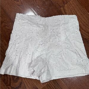 Lilly Pulitzer White Lace Shorts